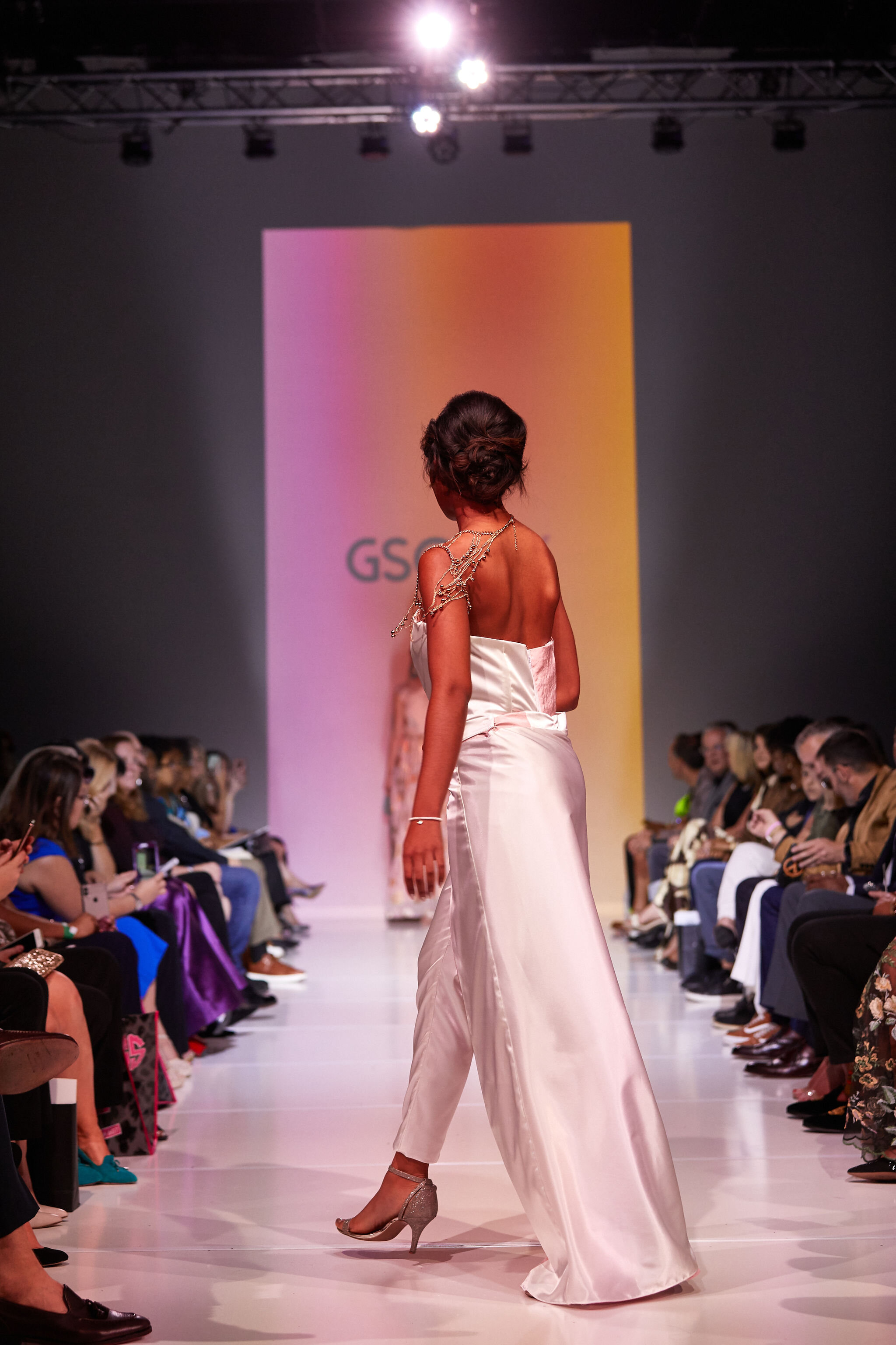 1229_JEJPhotos_GSOFW-EmergingDesigners_JJ_4314.jpg