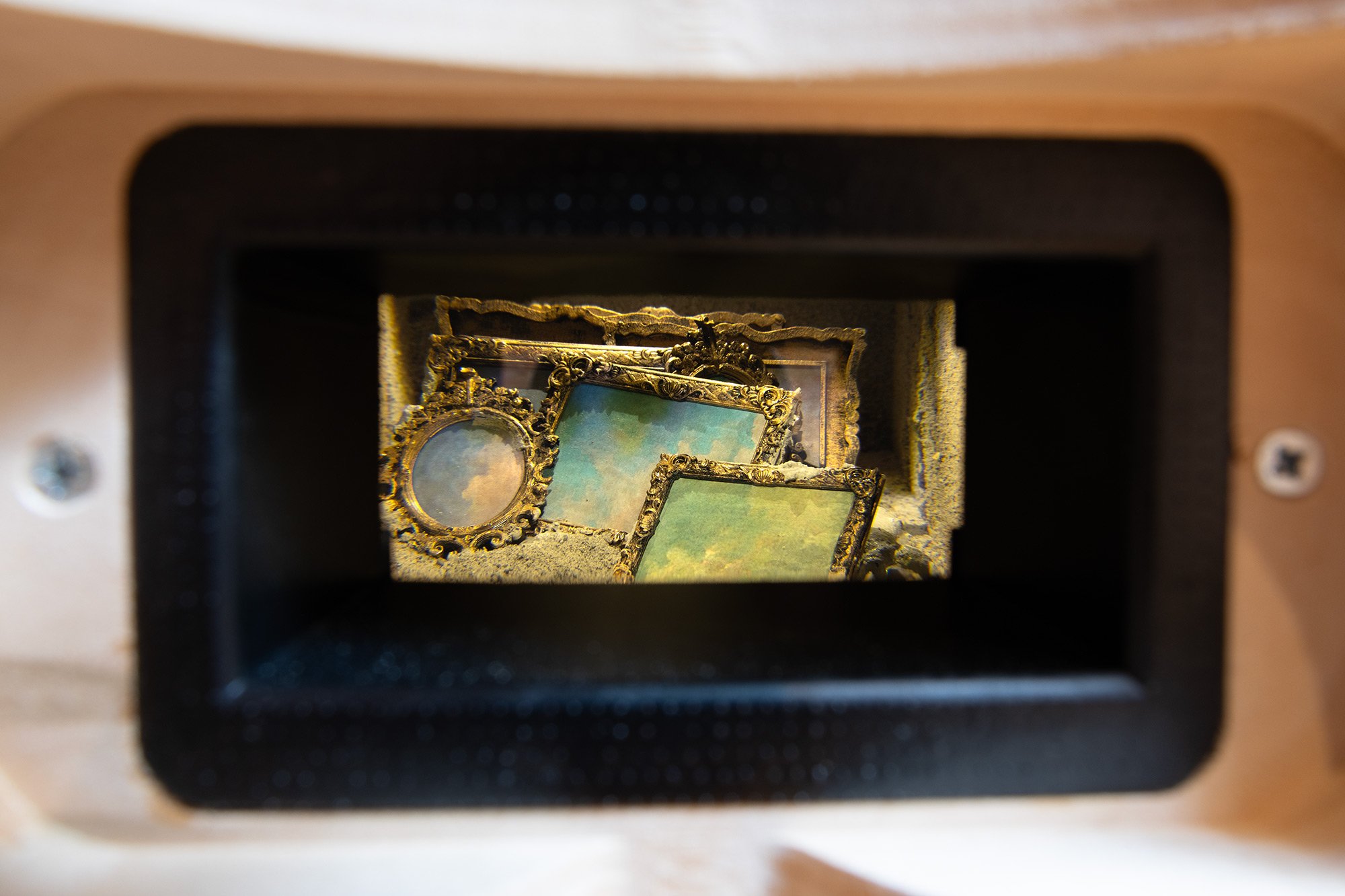  Cloud - Outer Vignette - Baroque Frames 