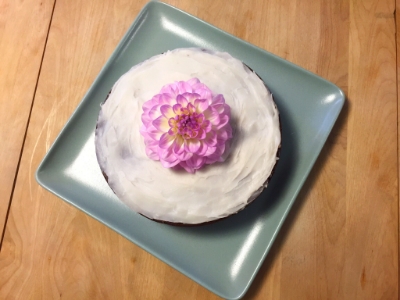 This is the grain free avocado zucchini cake I made for my friends 30th! Recipe will be up on the site later this week! 