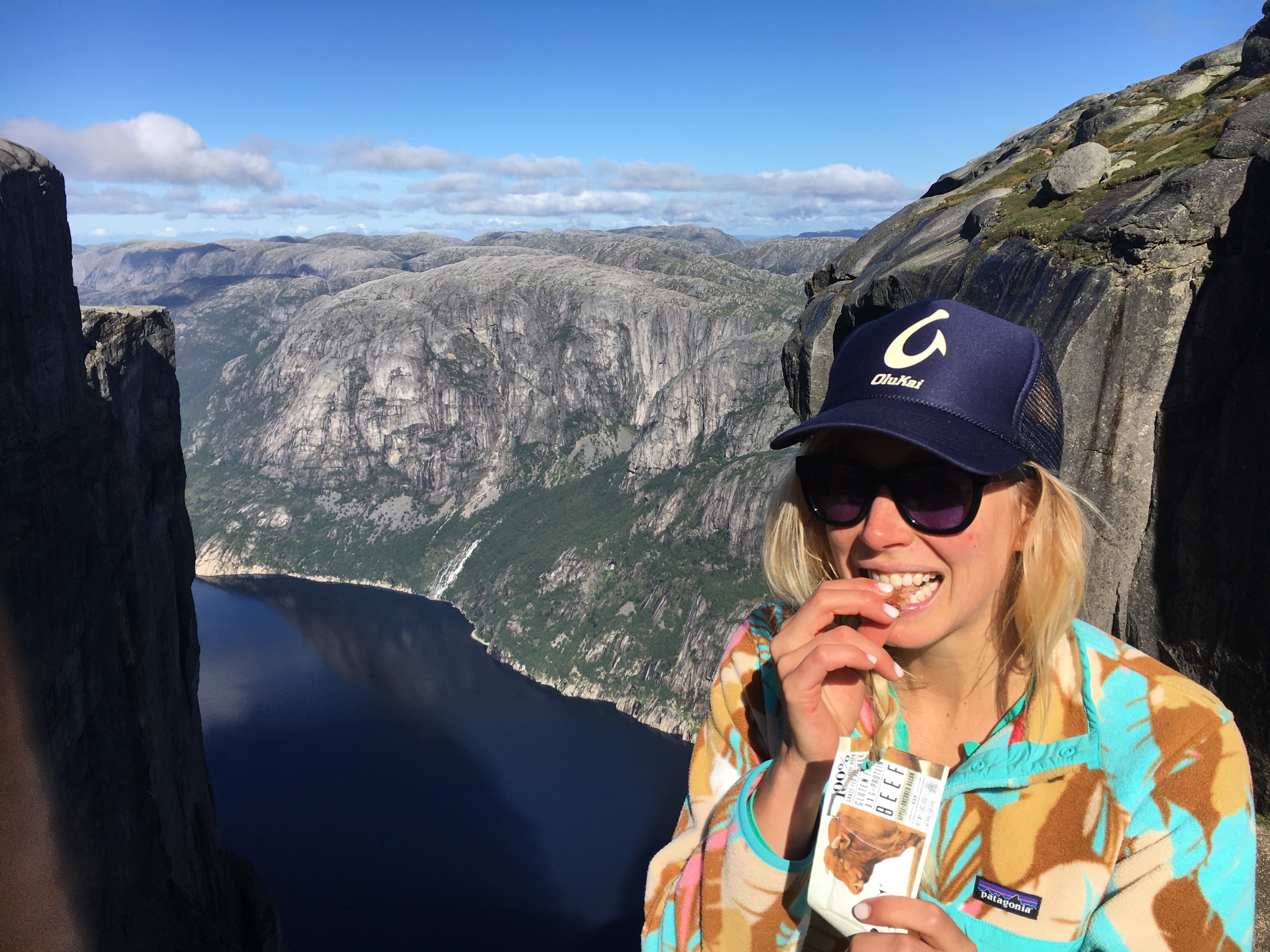 Epic snacking on my Fjord hikes in Norway!
