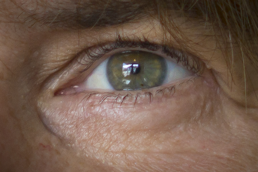 Plenty of smooth and natural detail, after a little work, but not bitingly sharp (does it need to be?).