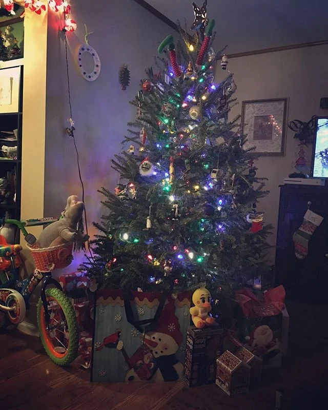 Santa!!!! He came to our house! #merrychristmas #santaclaus #iknowhim