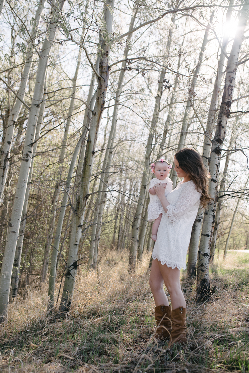 mom and baby, photography for families in st. albert and edmonton 