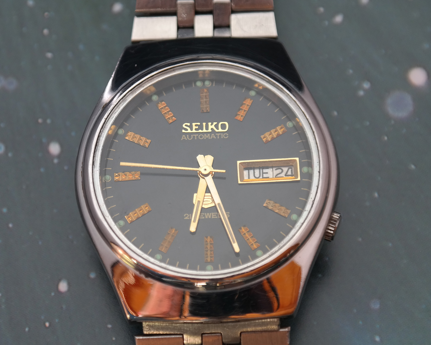 Seiko 7S26-6000 — Retro Wrist Wear
