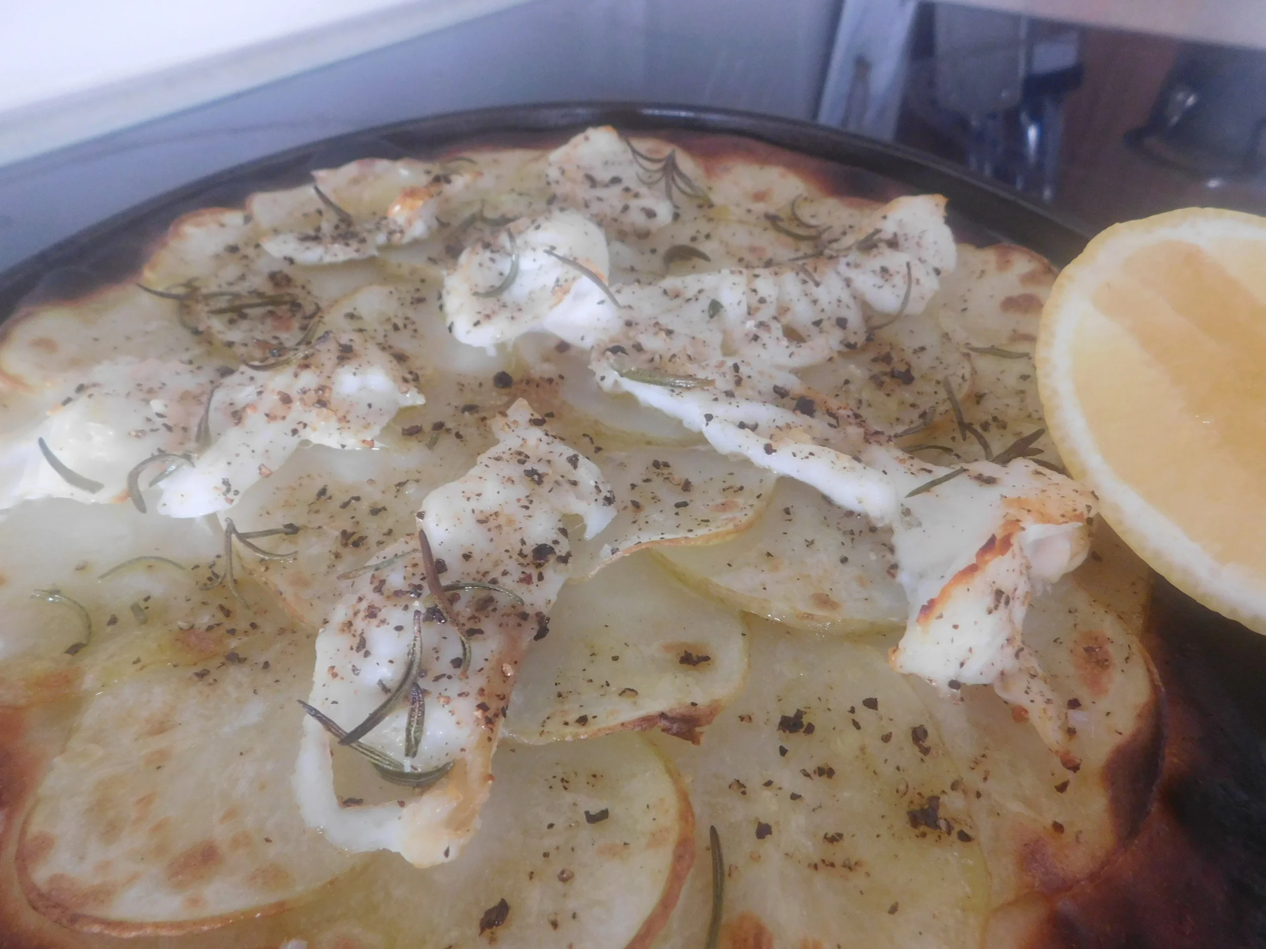 fish pizza 023.JPG