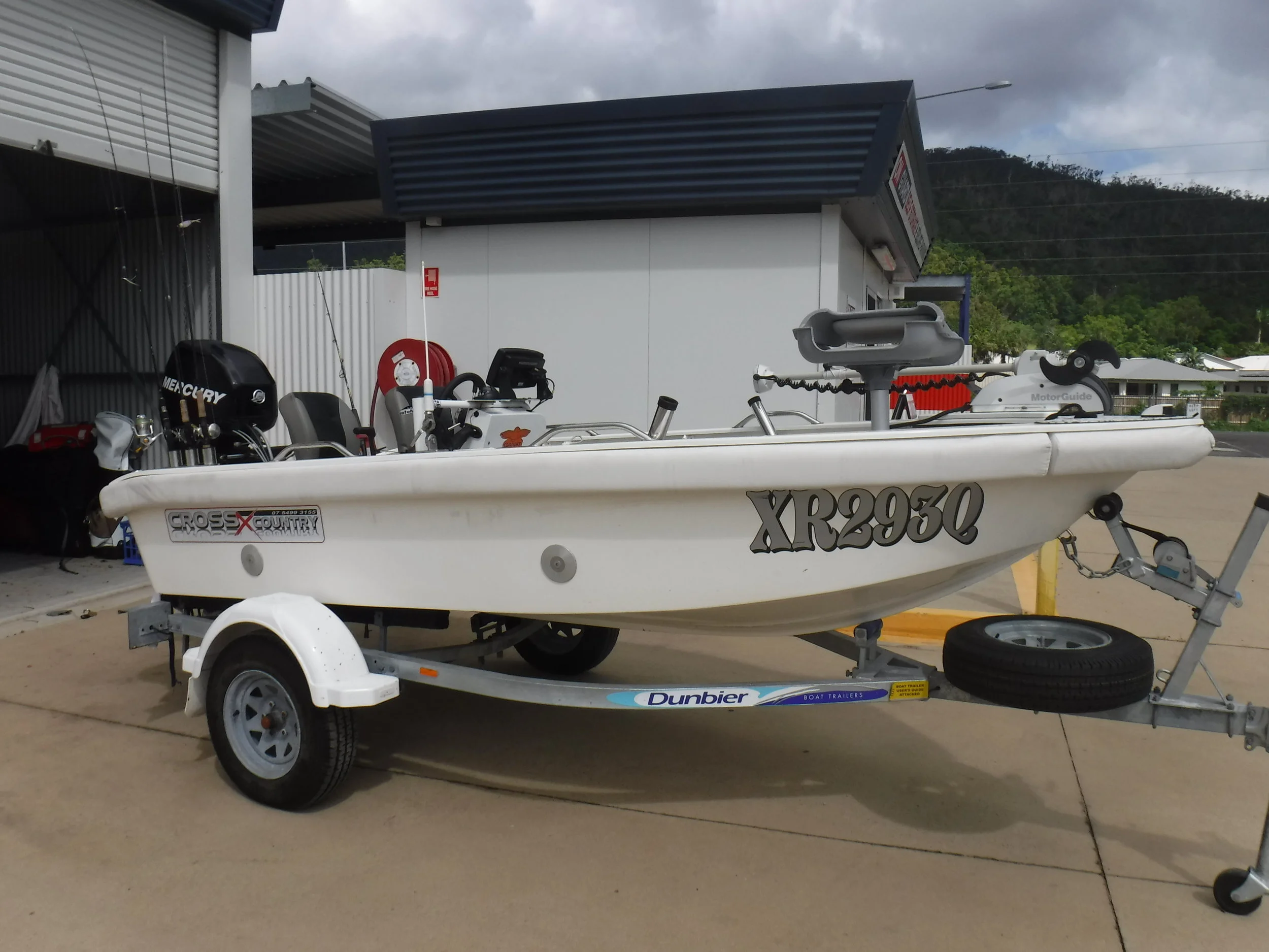 bonefish and new boats 292.JPG