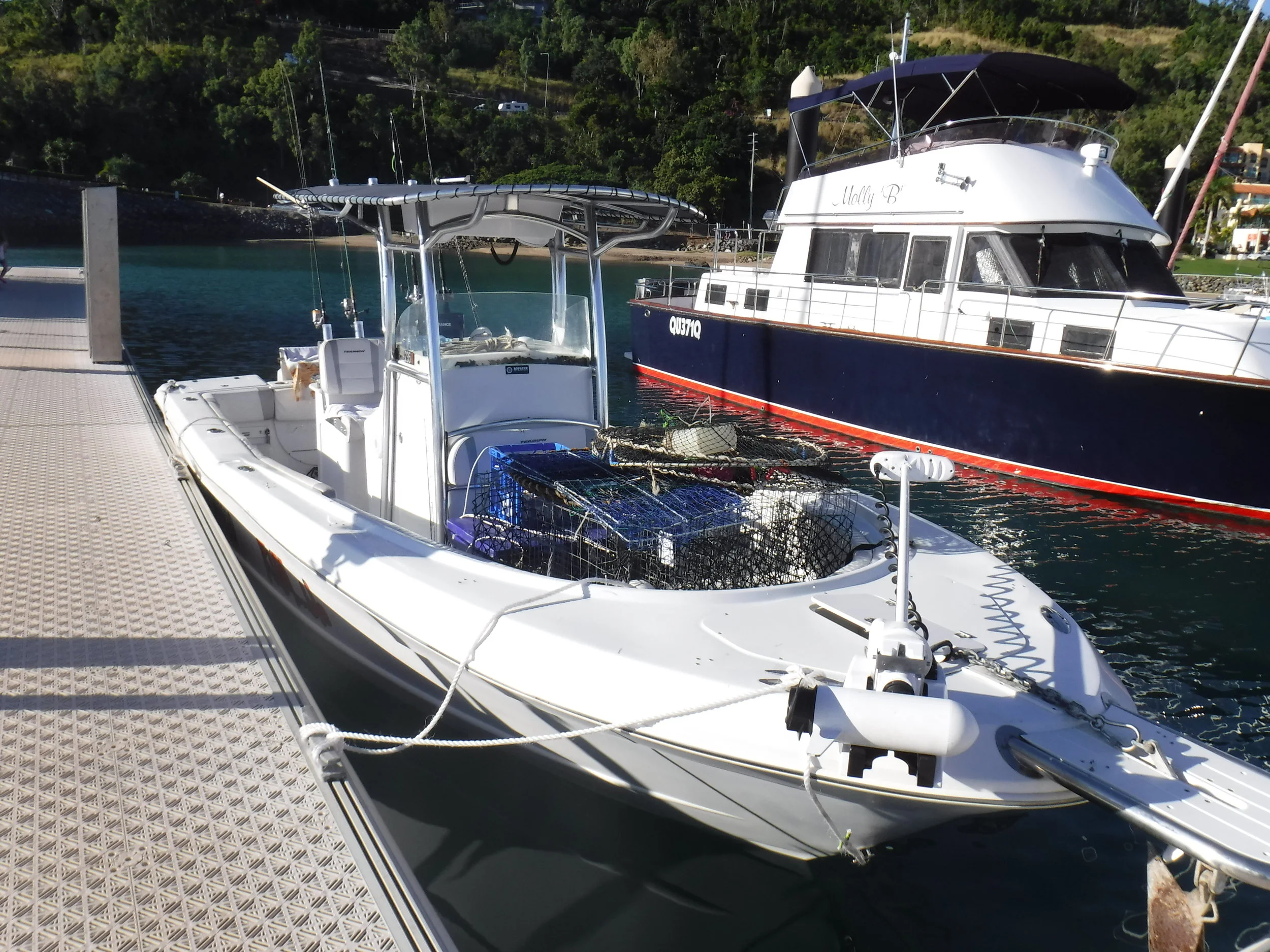 Bit big for the tender lift but a great boat for mackerel fishing. Rum..ble loaded for crabbin' and fishin'.
