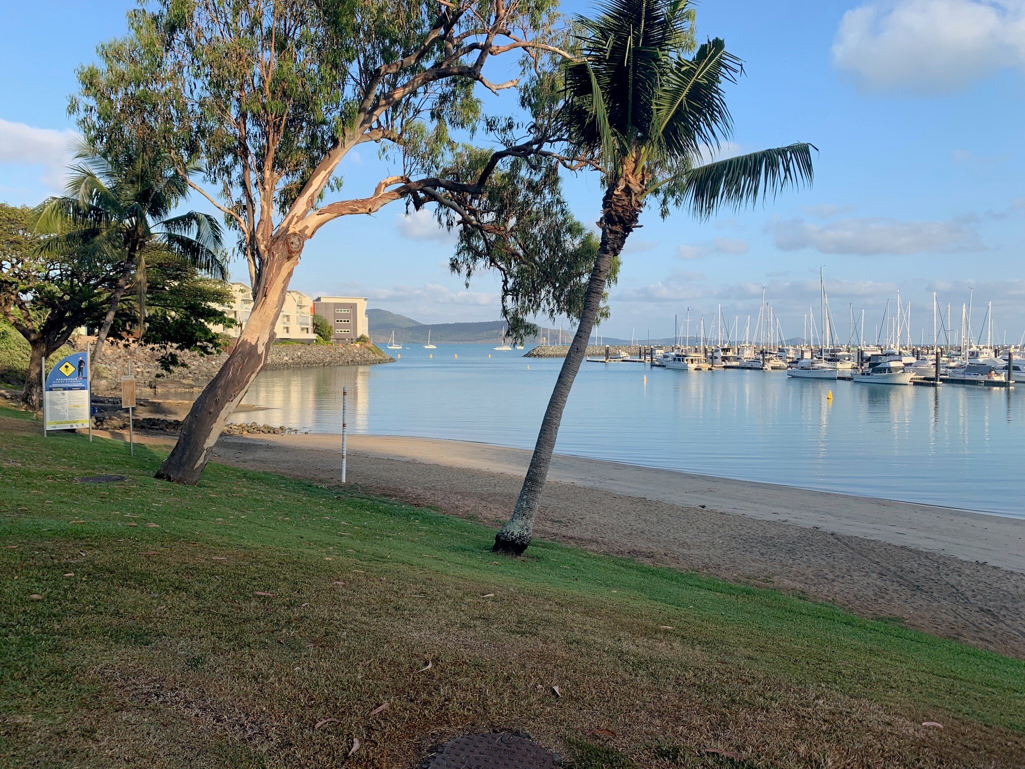 Coral Sea Marina with "trailer boat friendly" accommodation within meters of the ramp