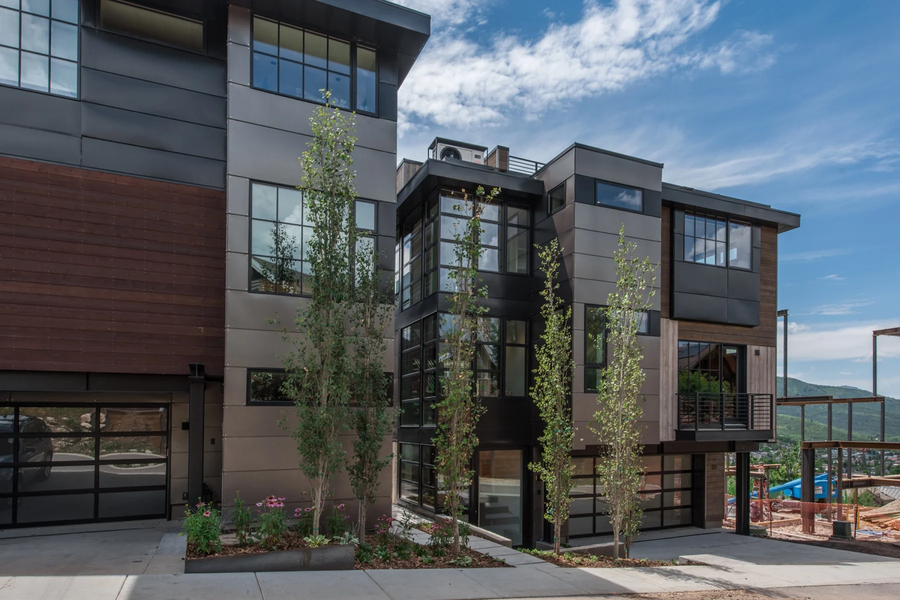 Exterior_1800x1200_2359597.jpg