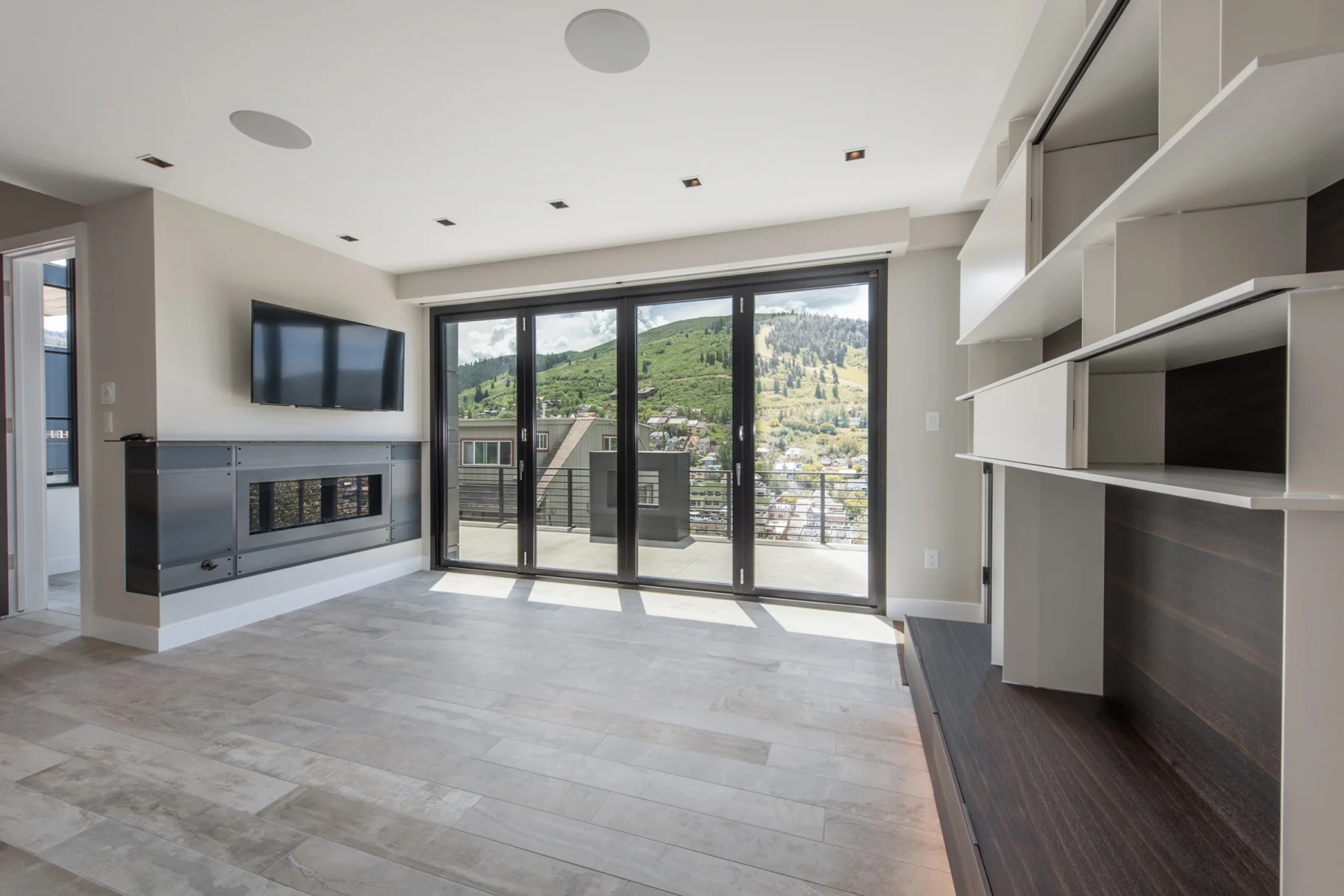 Master-Suite_1800x1200_2359657.jpg