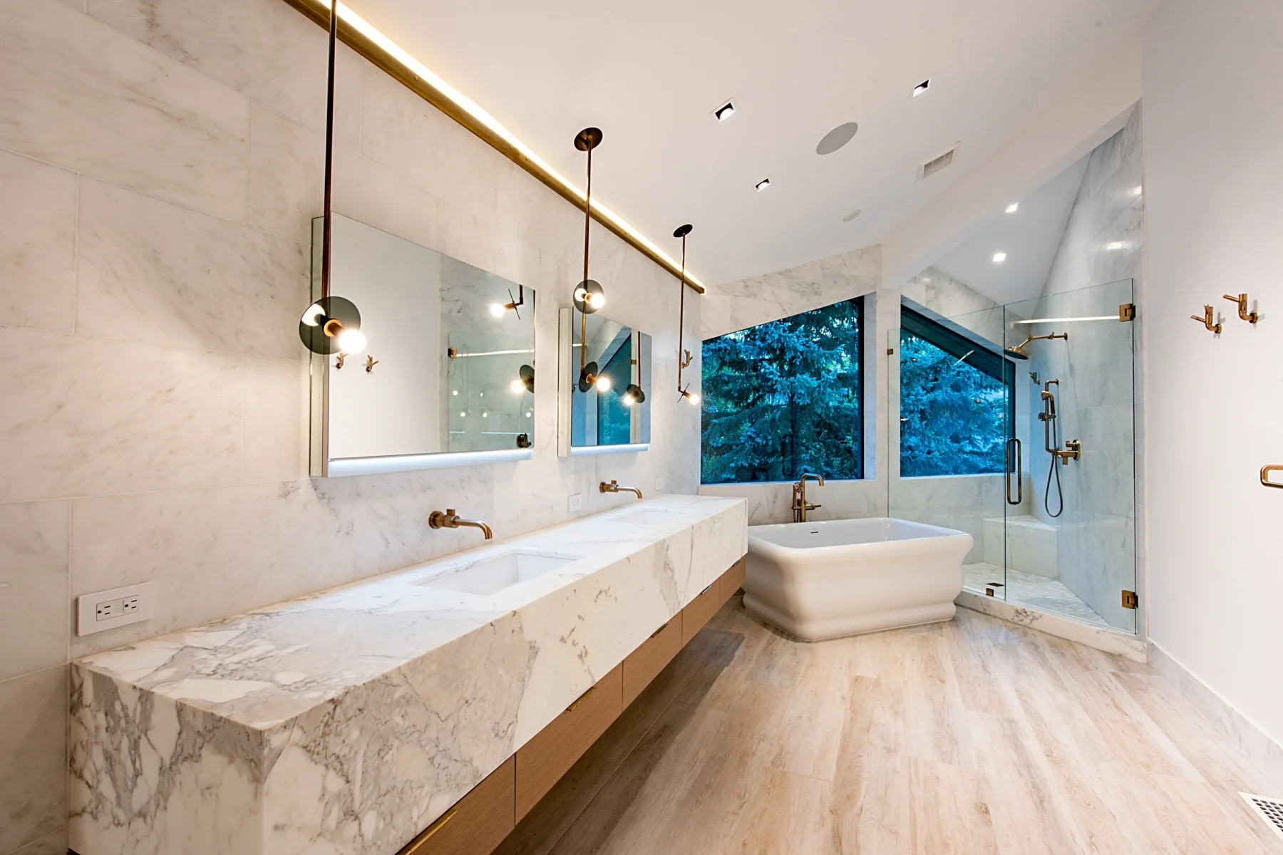 Master-Suite_1800x1200_3111583.jpg