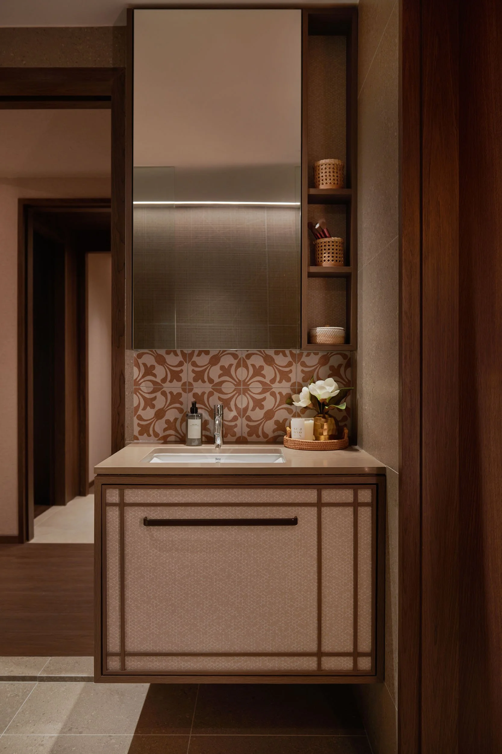 Hires 6000px Showflat 399.jpg