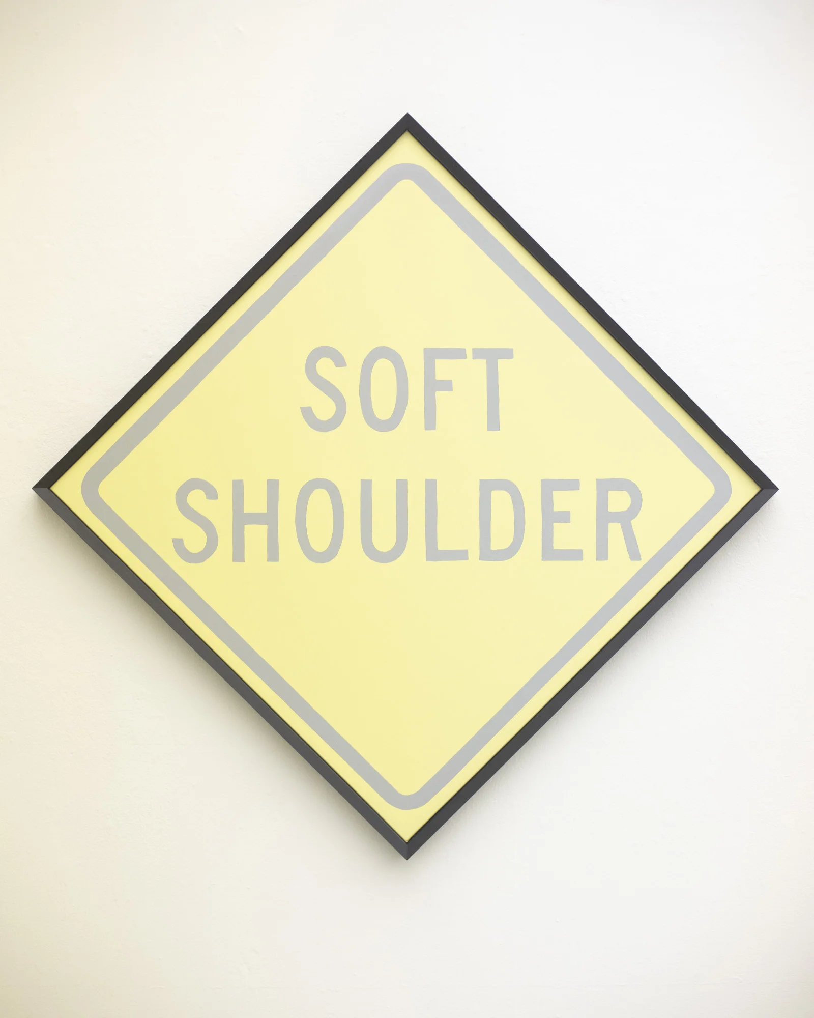 SOFT SHOULDER