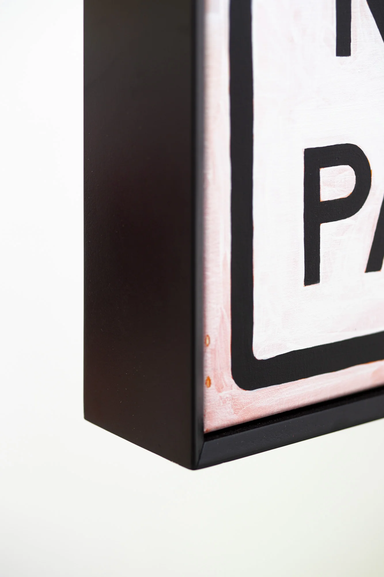 DO NOT PASS/PASS WITH CARE (DETAIL)