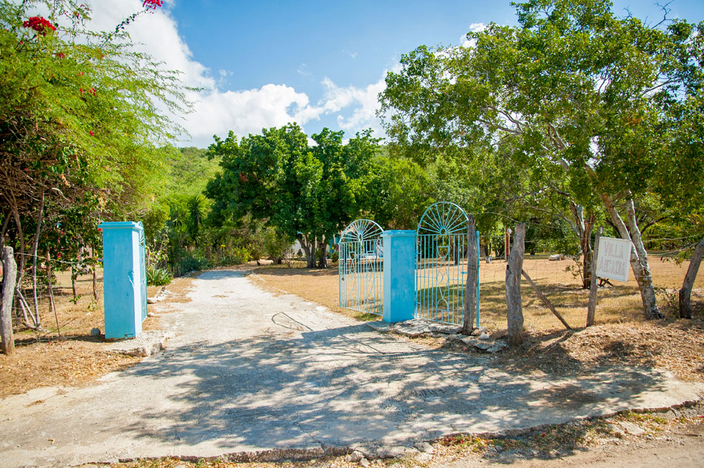 Villa_Arcadia_FortCharles_Treasure_Beach_01.jpg