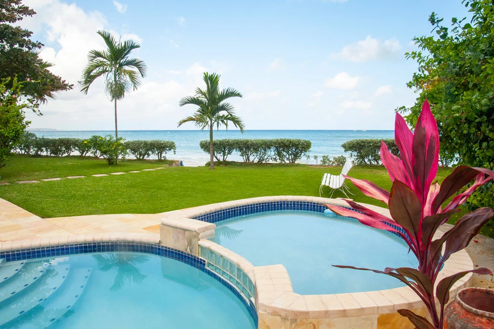 Baywatch_Runaway_Bay_Jamaica_01.jpg