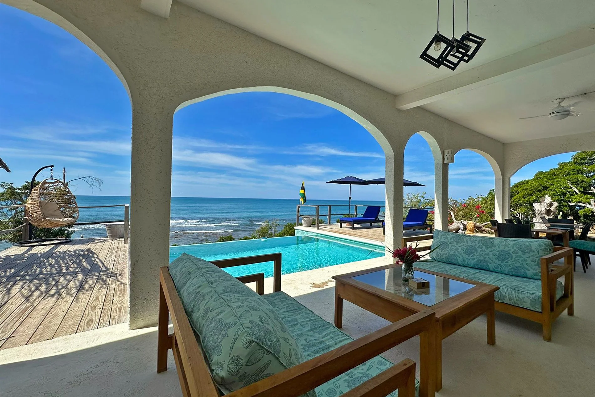 Destiny_BillysBay_TreasureBeach_Jamaica_11.jpg
