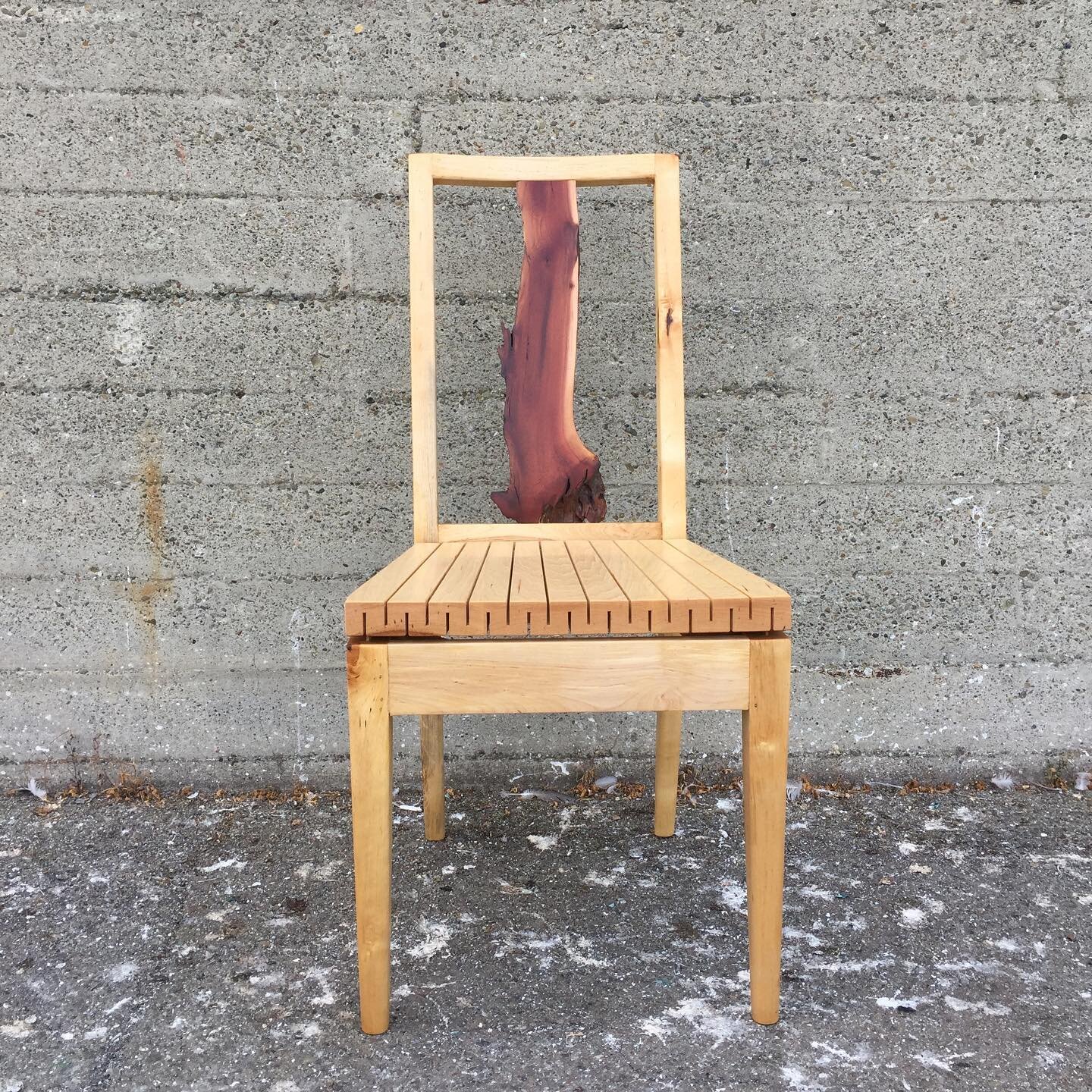 Another chair restoration complete and ready for its closeup. 

#handplanefest #8Branches #rescuechair #handmadechair #madeinsf #8branchesproject #sfwoodworking
#ecofurniture #ecohome #ecodesign #ecodecor #sustainable