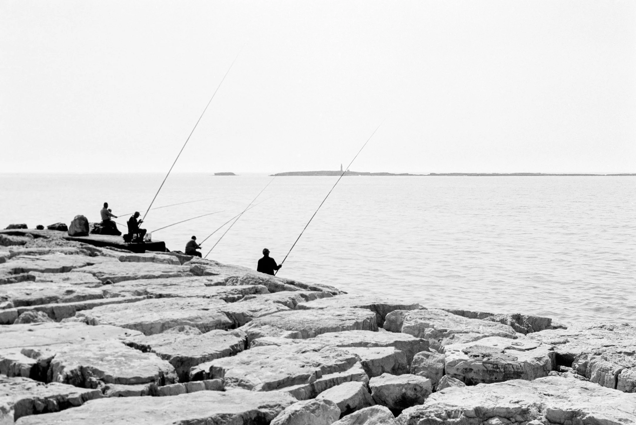 Walid Rashid DSC_1850_Fishermen by the sea.jpg