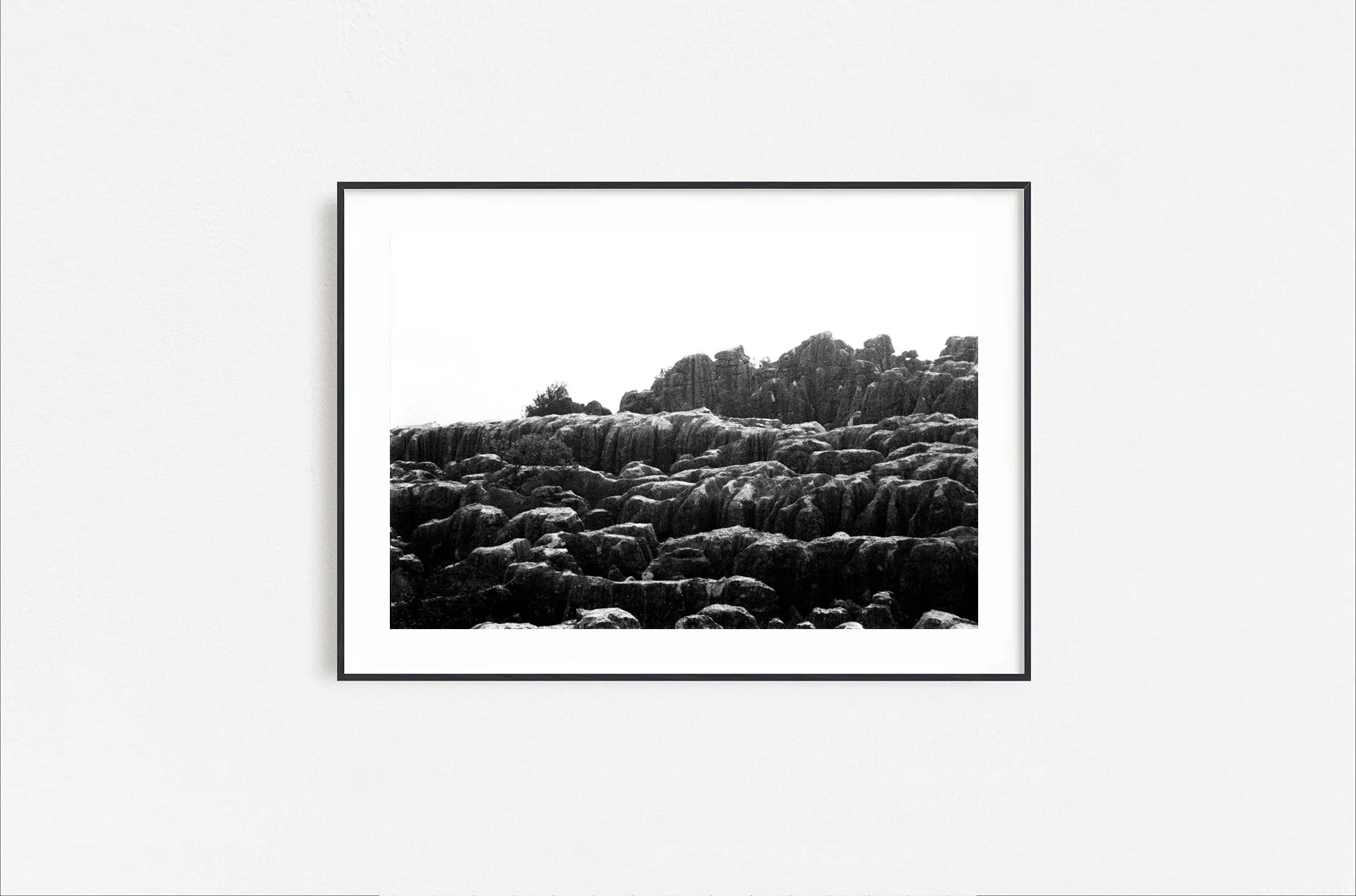 Walid Rashid_FineArtPrints_faqra_blackframe.jpg