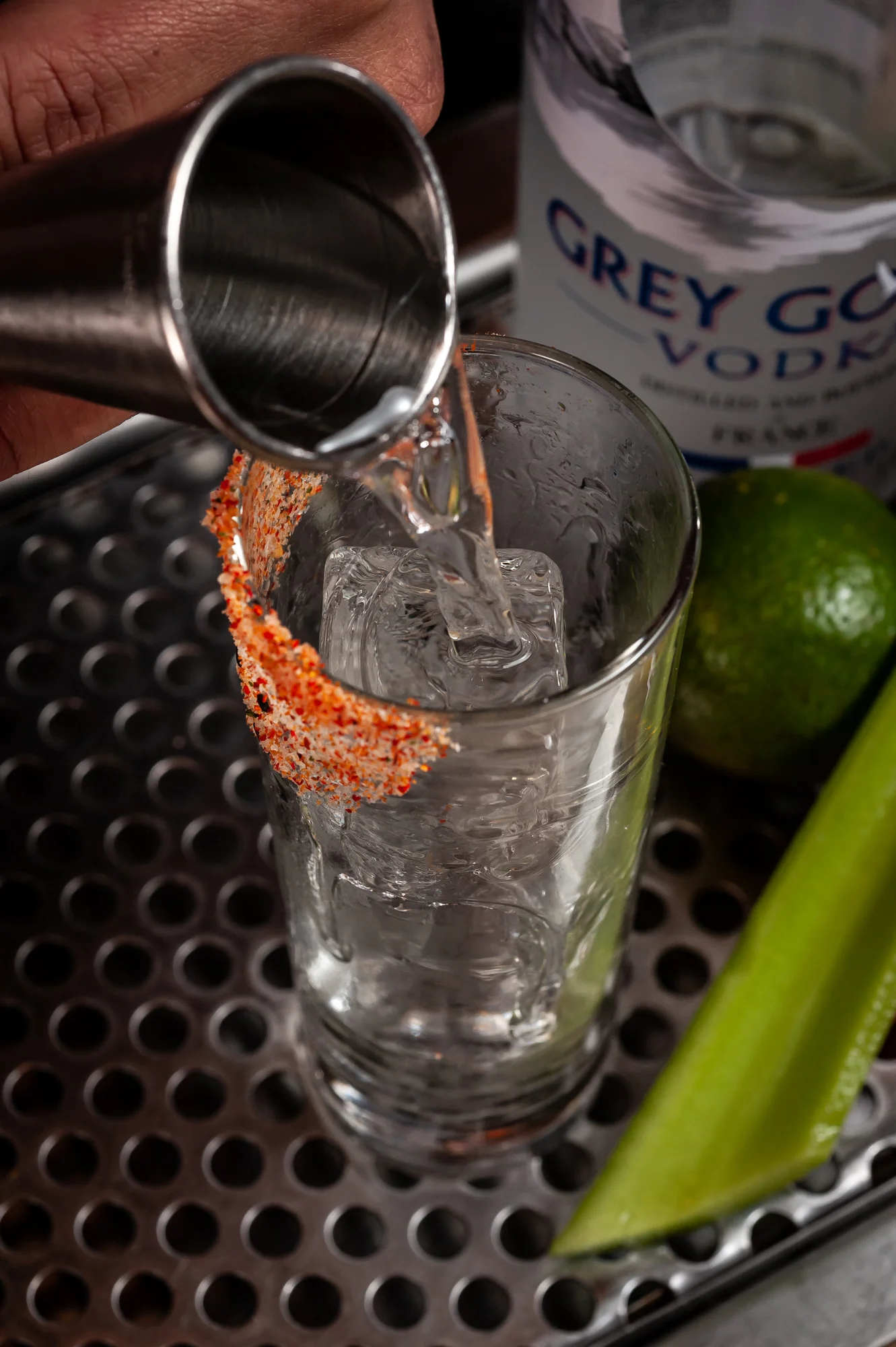 2019 03 25_Beaker for Bacardi Mixology Ice_WR-4827.jpg