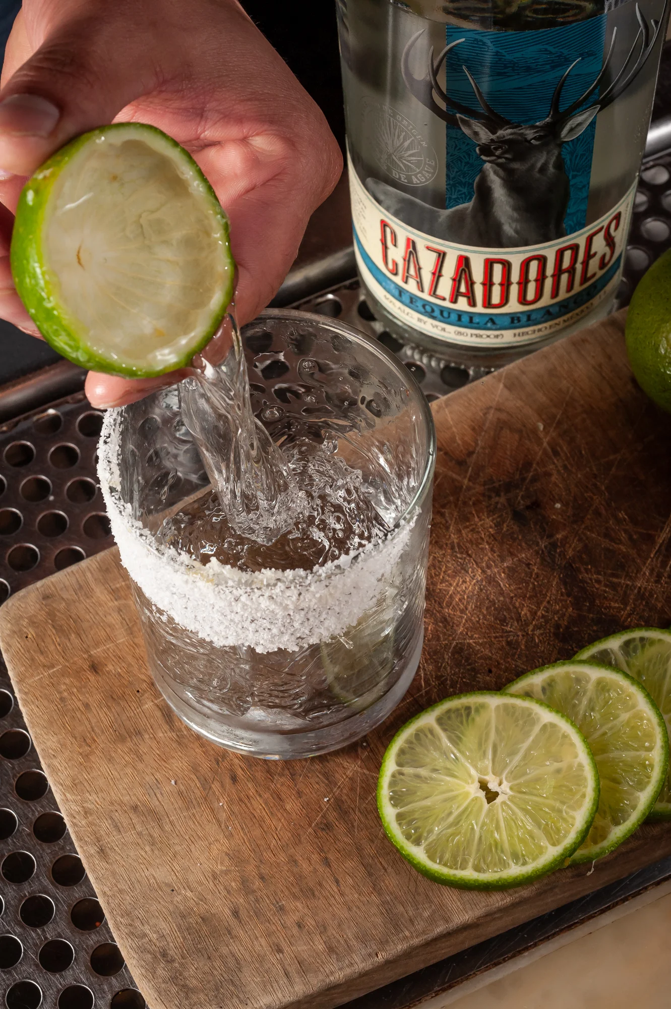 2019 03 25_Beaker for Bacardi Mixology Ice_WR-4997.jpg