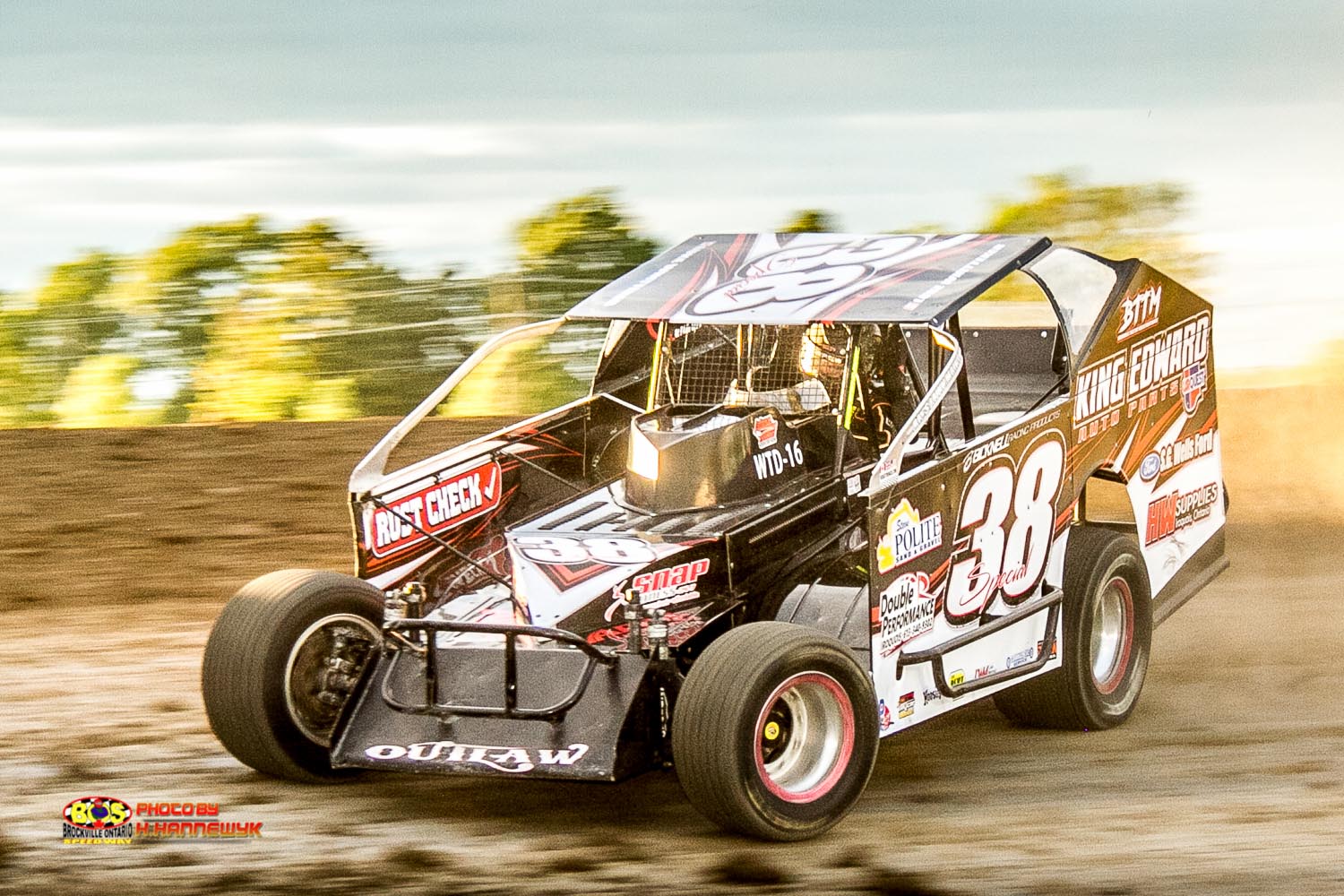  Luke Whitteker  BOS Feature Winner. Aug 05, 2017 