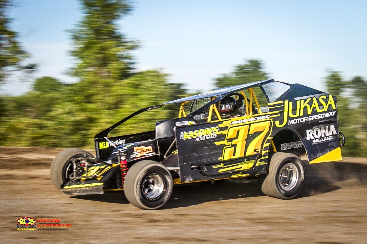 Gary Lindberg. 1000 Islands RV Summer Sizzler 358 Modified Winner