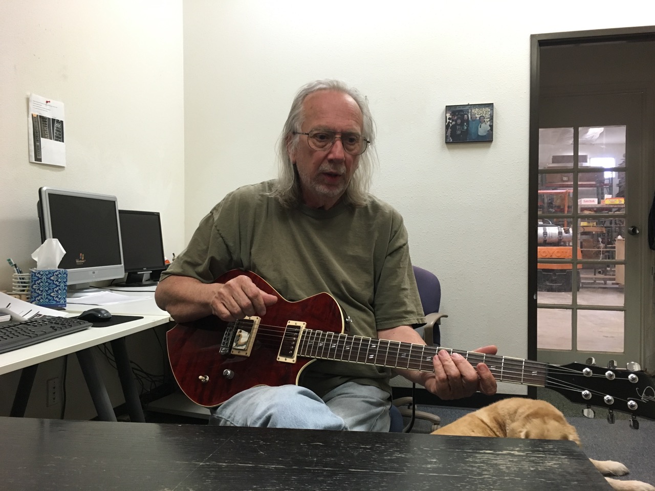 Grover Jackson (obtenido de https://www.sullyguitars.com/news/2016/7/11/sully-guitars-collaboration-with-legendary-grover-jackson)