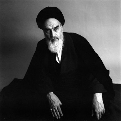 3/3-Irán en el siglo XX: Una mirada panorámica de la modernización frustrada (1900-1979)