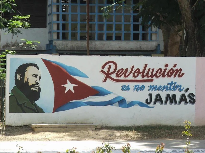 13/13- Cuba: de la revolución a la dictadura (por Jan Doxrud)