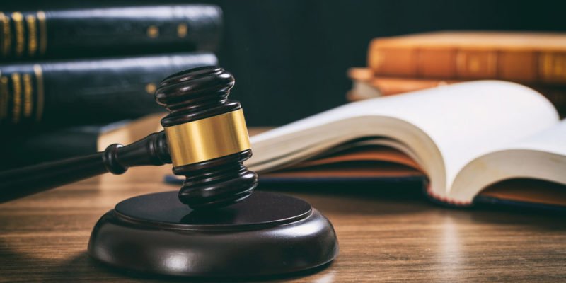 1/2-¿Qué es el Derecho? Concepto y fuentes del Derecho (por Jan Doxrud)