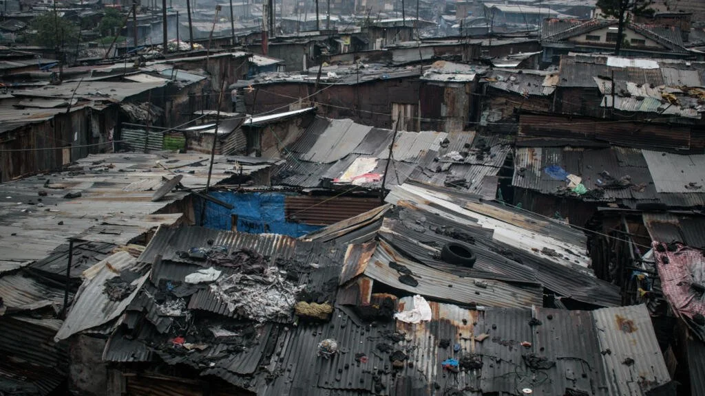 Pobreza, Desigualdad y Bienestar (por Jan Doxrud)