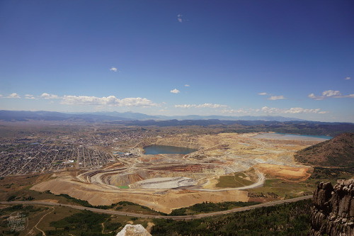 The view of Butte, on the road to our Lady of the Rockies
