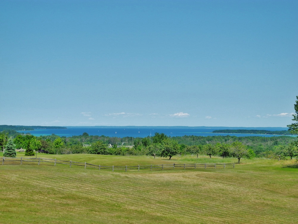 1790 S Meadow Ridge Lane, Suttons Bay, Waterview house for sale by Oltersdorf Realty LLC, Suttons Bay & Leelanau County Realtors (3).JPG