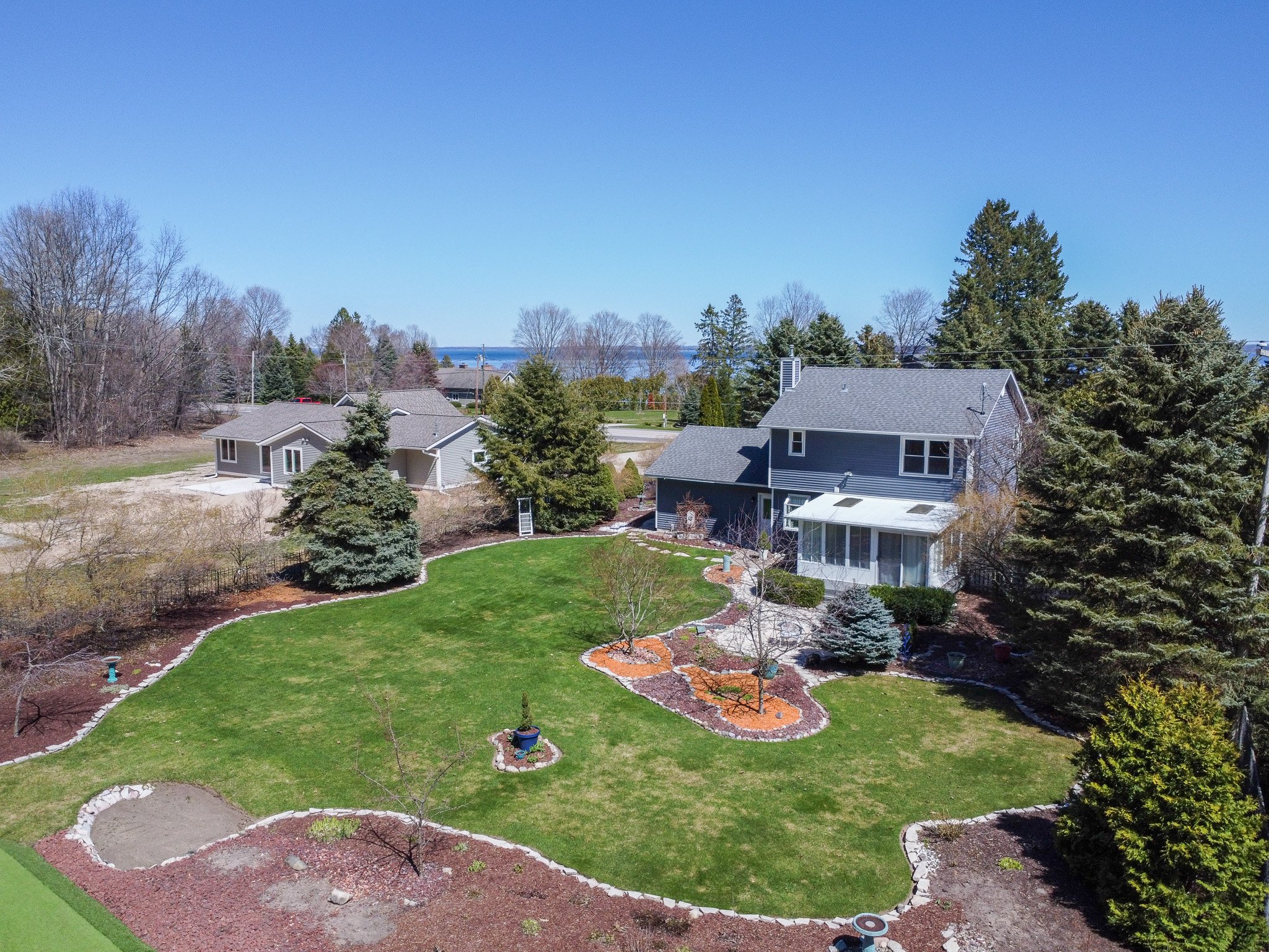 7196 S West Bay Shore Drive, Traverse City – FOR SALE by Jonathan Oltersdorf, Oltersdorf Realty (50).jpg