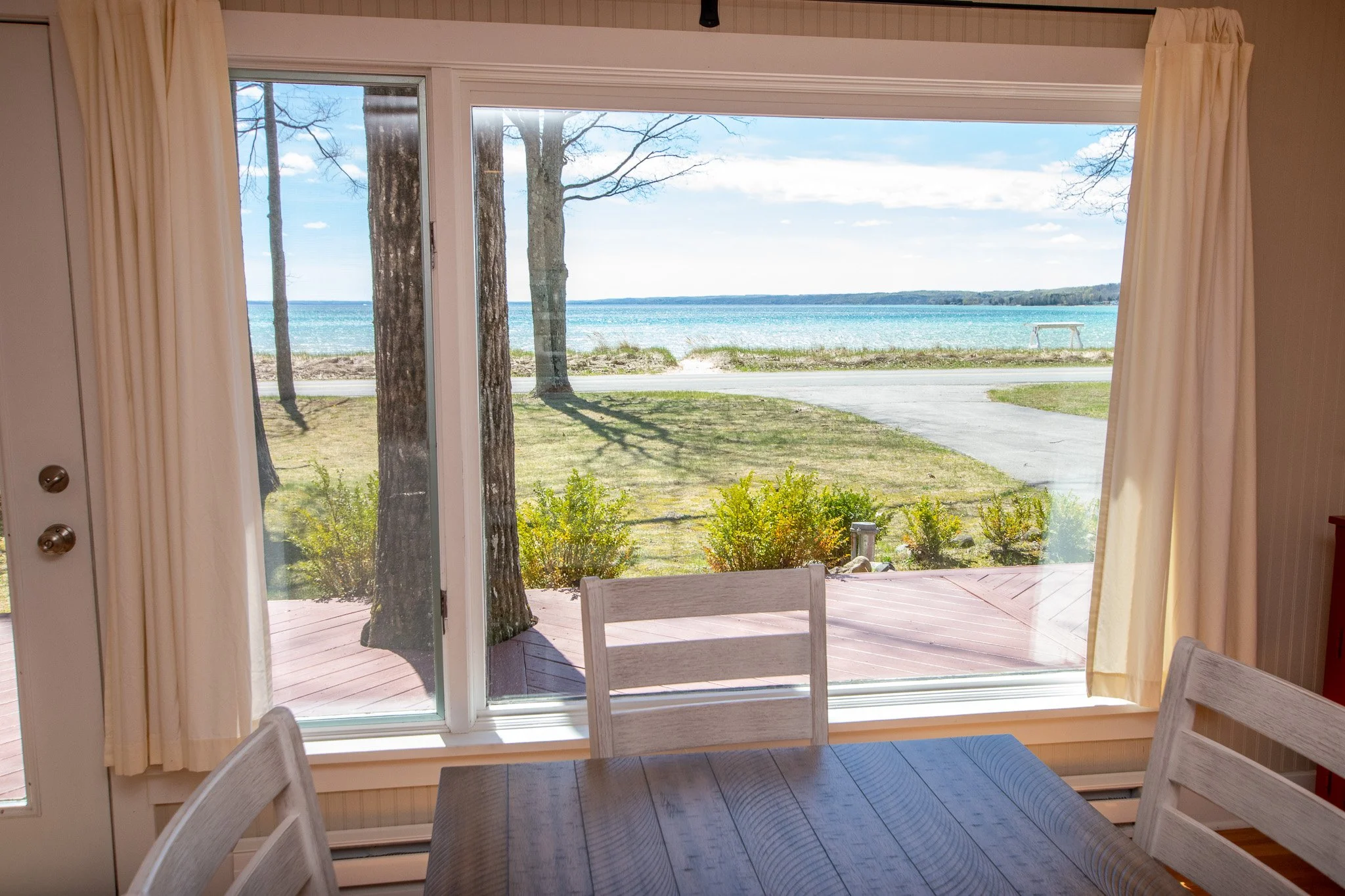 3784 S Lee Point Road, Suttons Bay – FOR SALE by Vicky and Jonathan Oltersdorf, Oltersdorf Realty (19).jpg