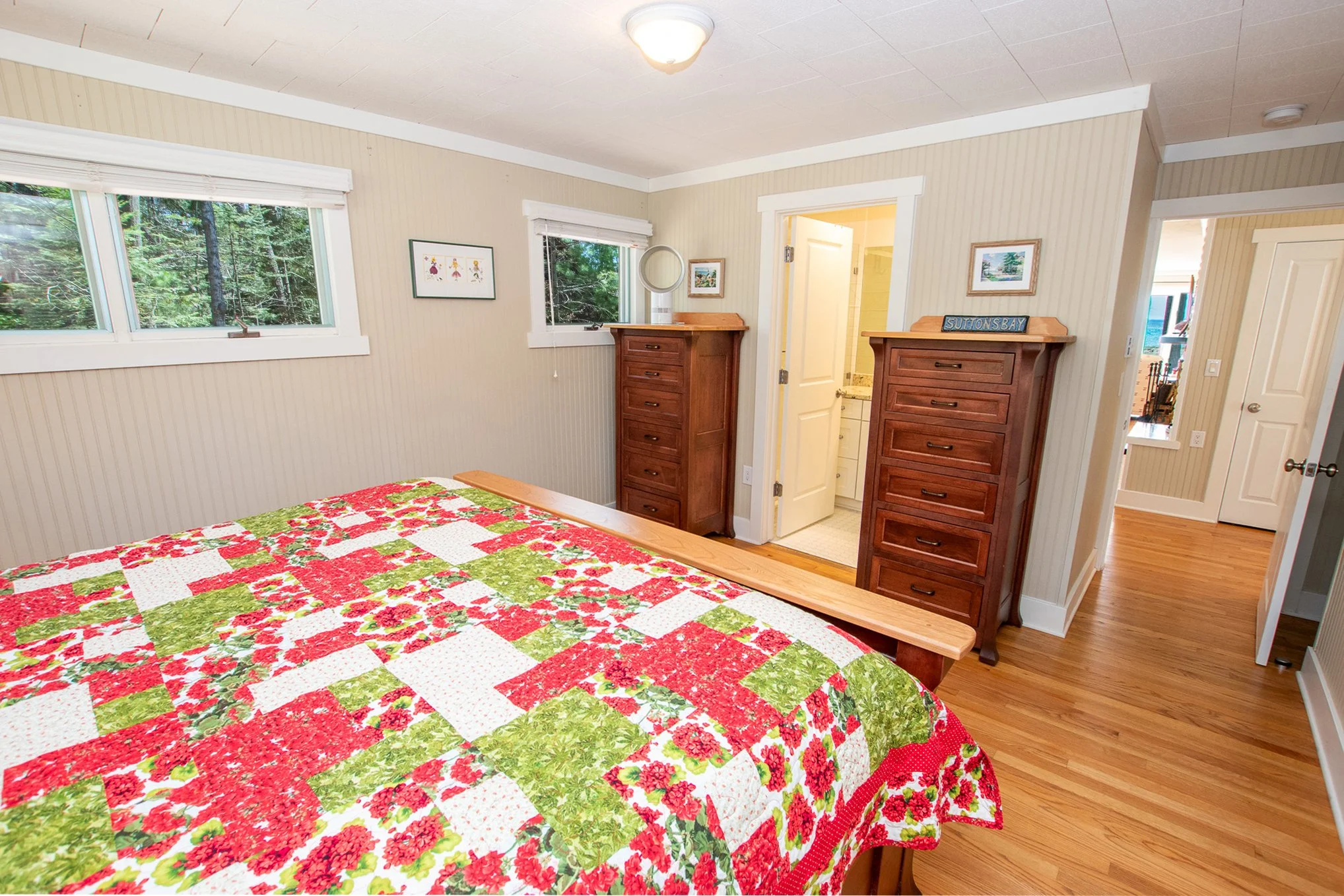 3784 S Lee Point Road, Suttons Bay – FOR SALE by Vicky and Jonathan Oltersdorf, Oltersdorf Realty (33).jpg