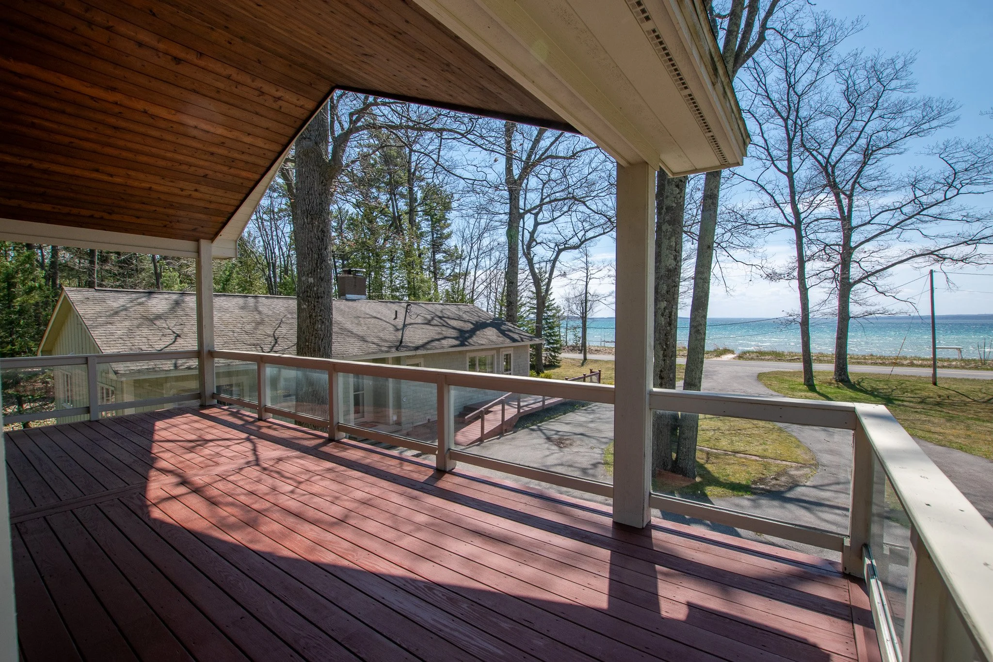 3784 S Lee Point Road, Suttons Bay – FOR SALE by Vicky and Jonathan Oltersdorf, Oltersdorf Realty (41).jpg