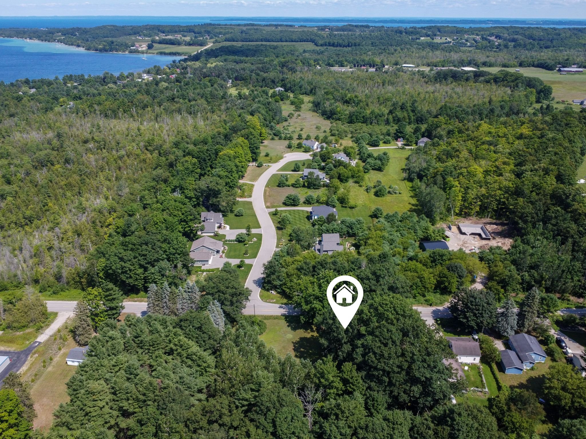 1304 S Richter Road, Suttons Bay - For Sale by Jonathan Oltersdorf, Oltersdorf Realty (13).jpg