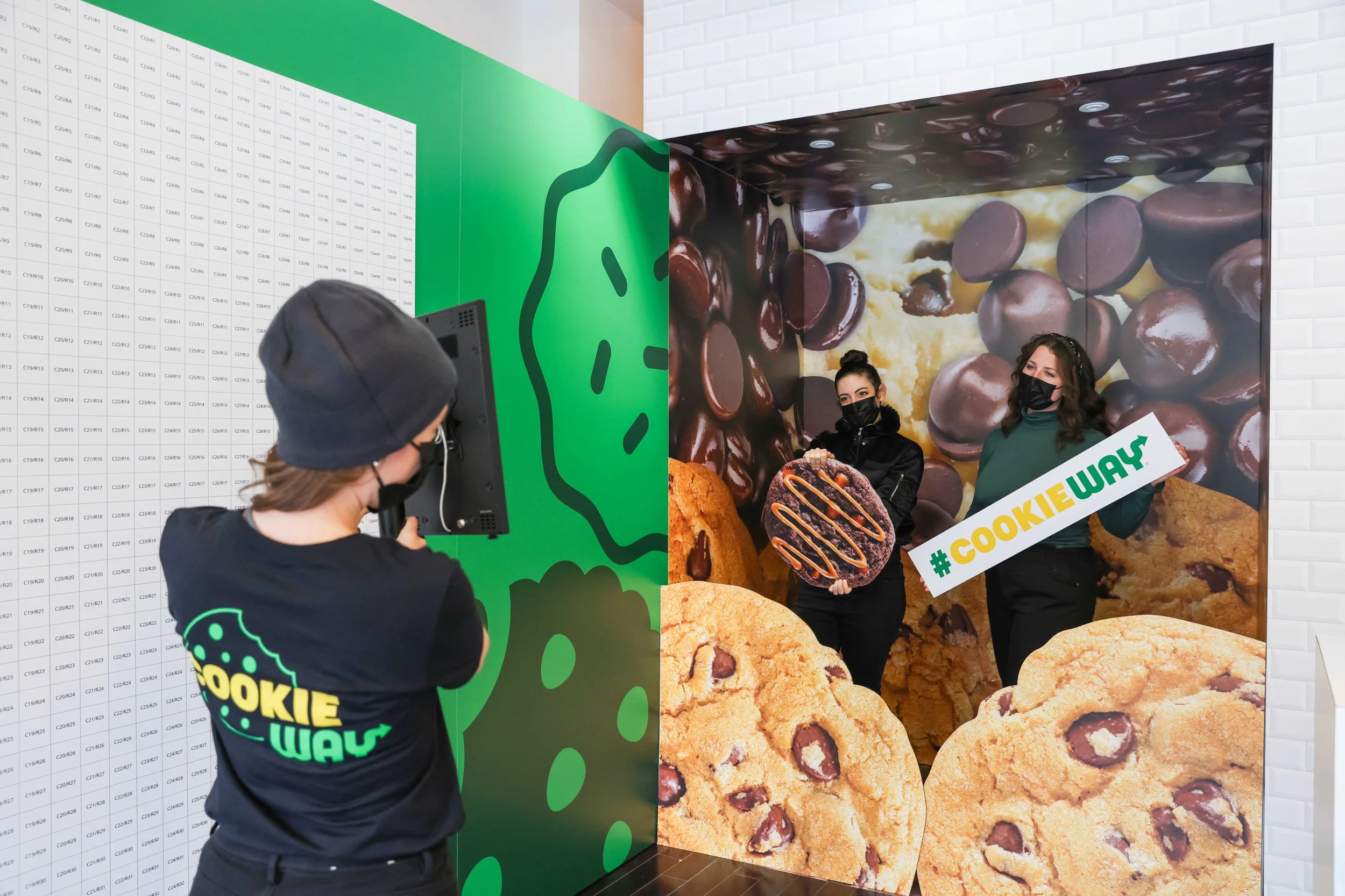 Several interactive opportunities created space for social media hype.