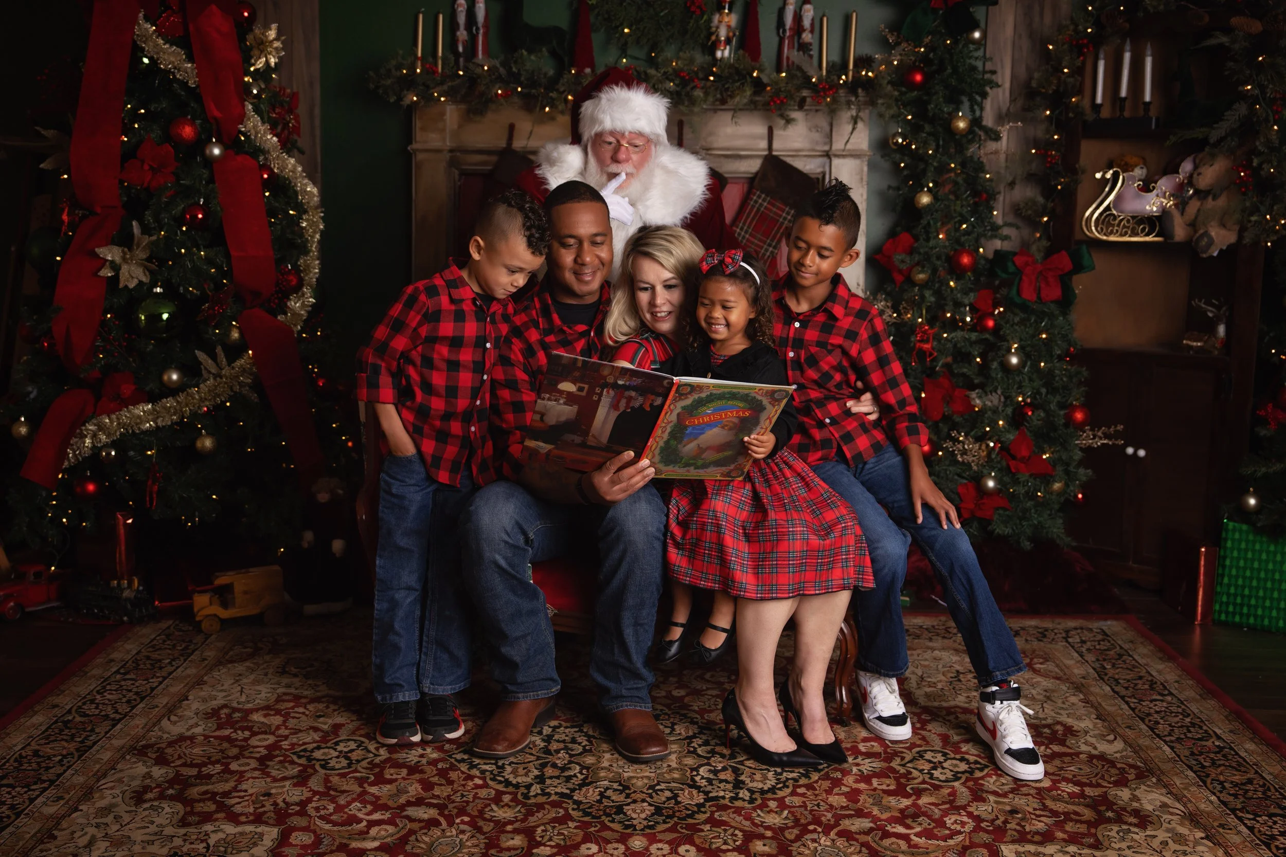 Chattanooga-North-Georgia-Santa-Christmas-Seasonal-Photographer-1.jpg