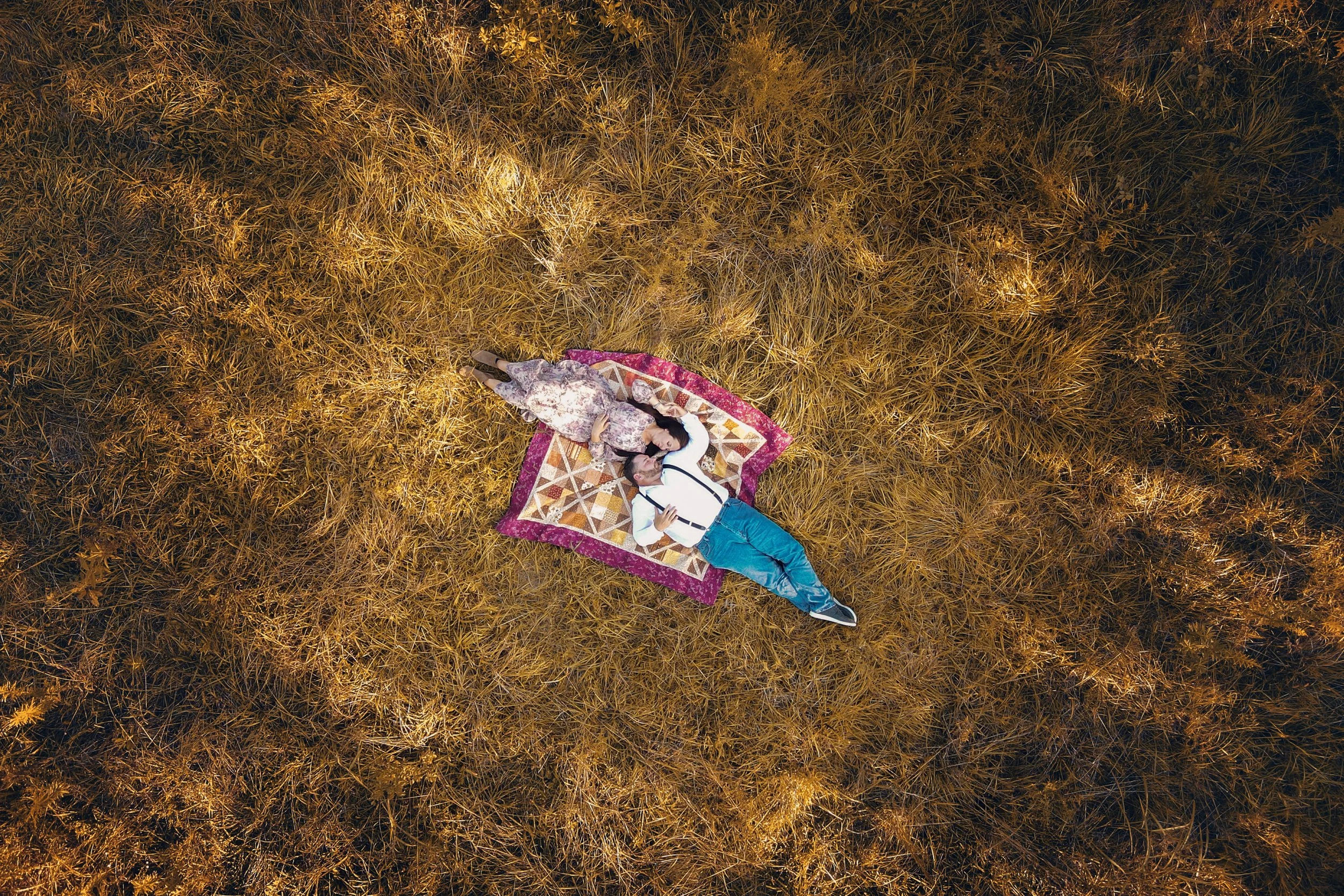 Cait and George Engagement SS-2.jpg