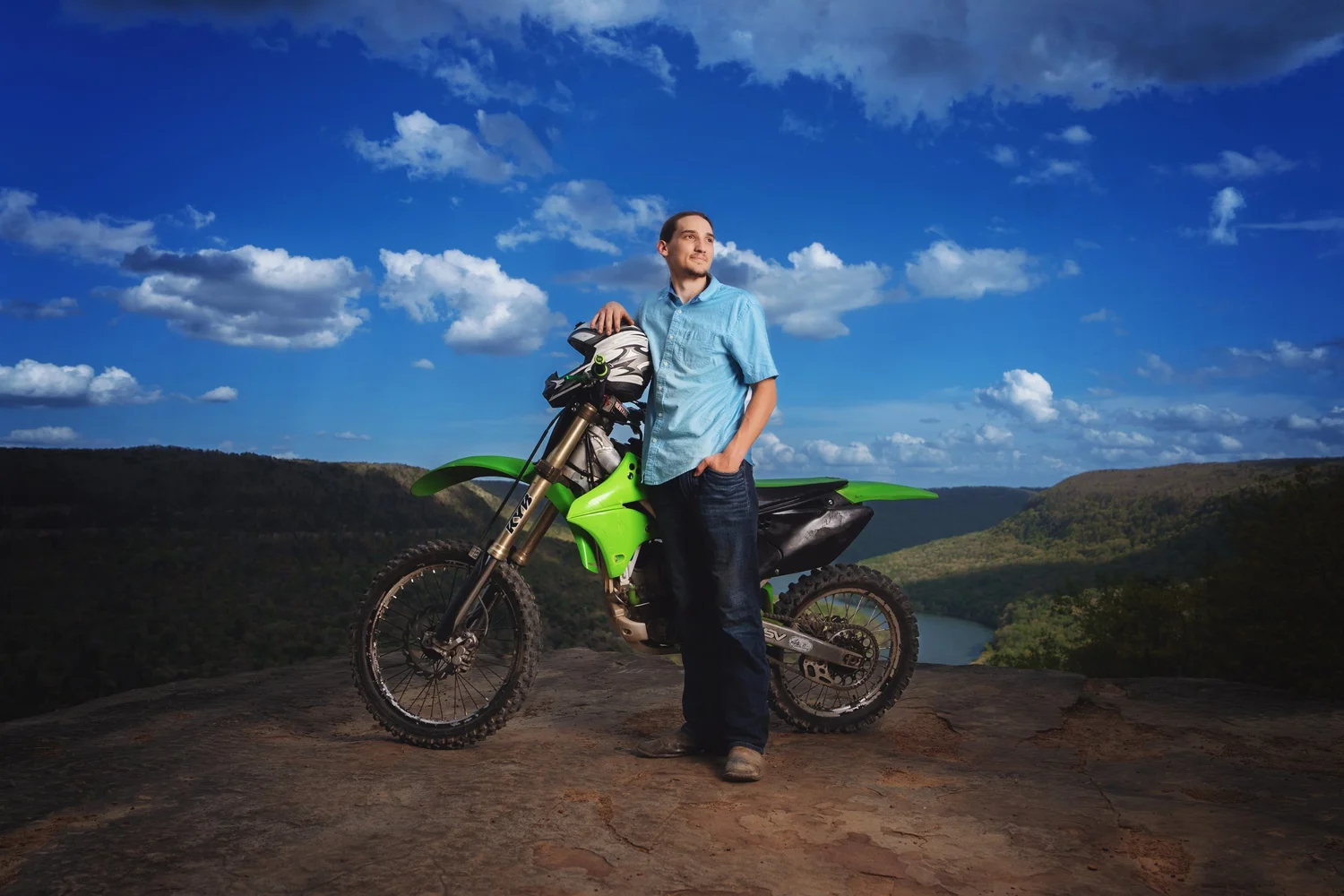 Chattanooga senior guy portrait 41