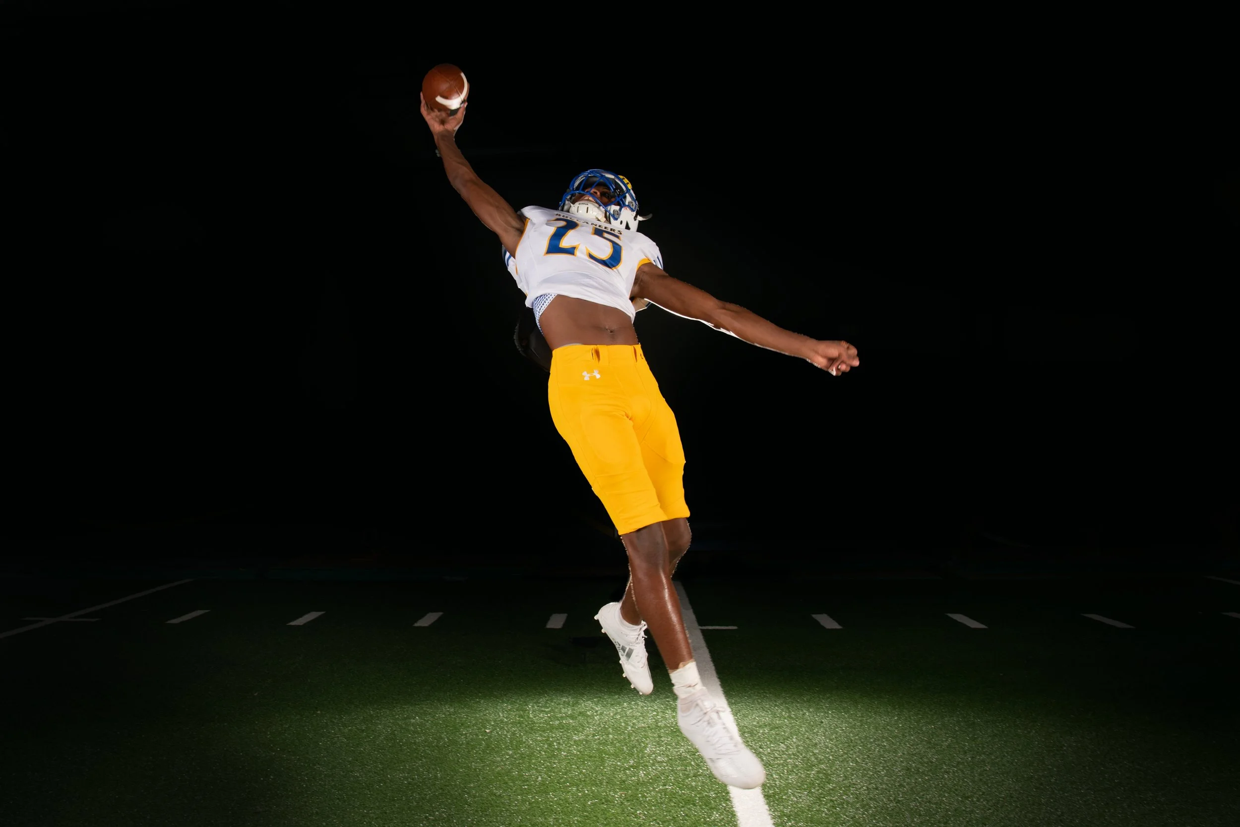 Chattanooga-Photographer-Select Team-Media Day-High School-Sports-Athlete-Images-All Star-Photography-12.jpg
