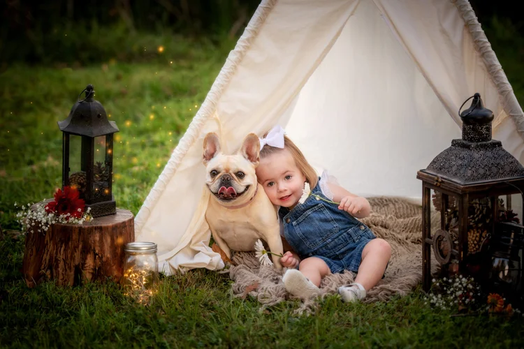 Child portrait with the glowing details of a Twilight session