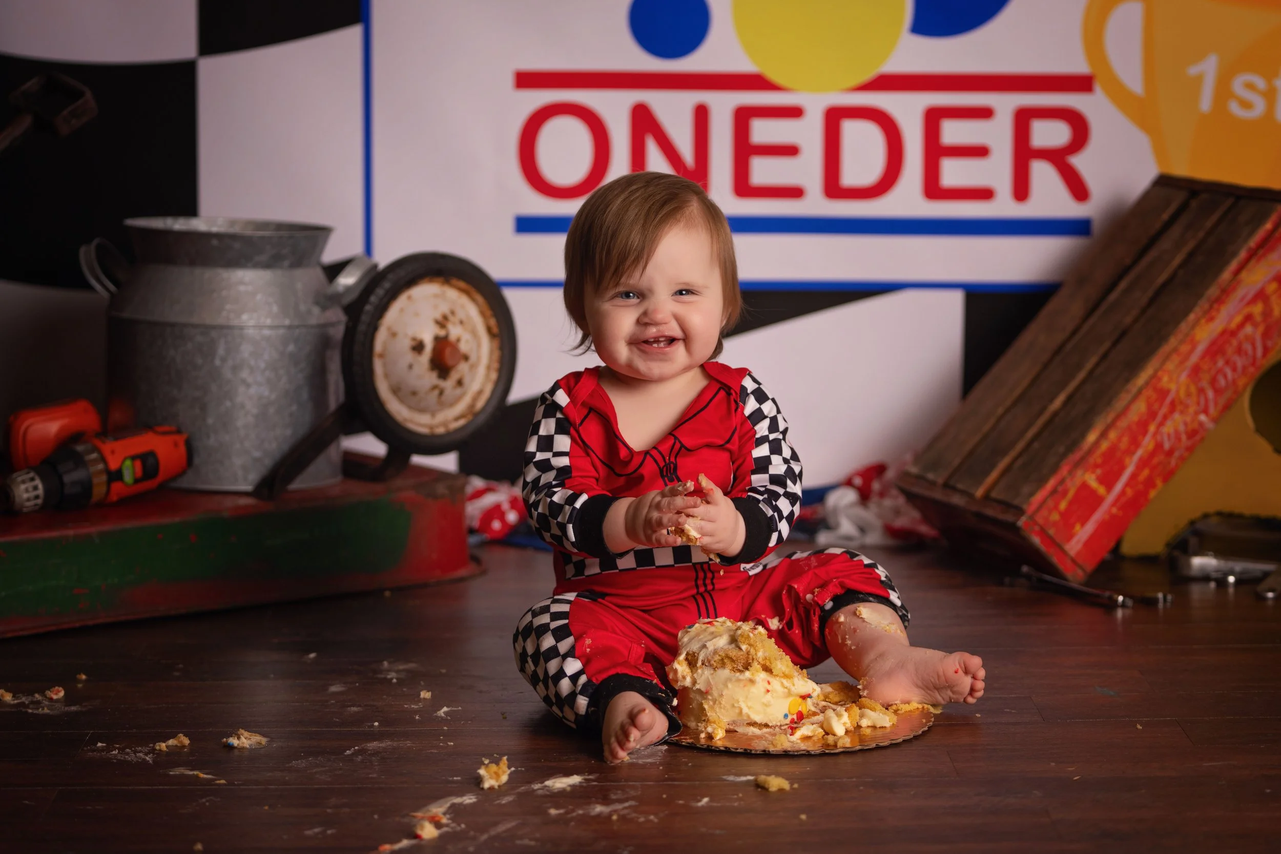 Brewer Smash Cake-37.jpg