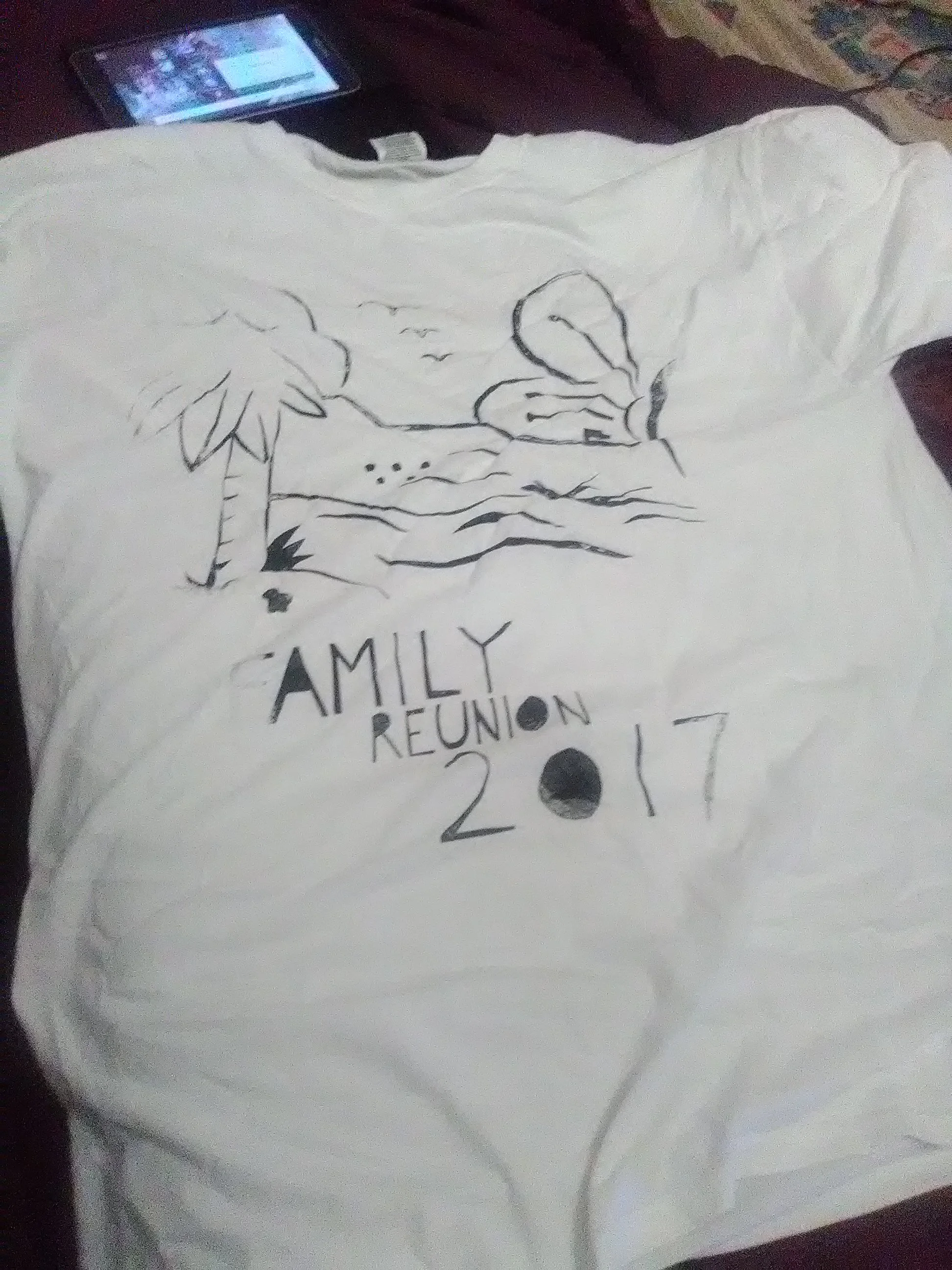 family_reunion_shirt_f.jpg