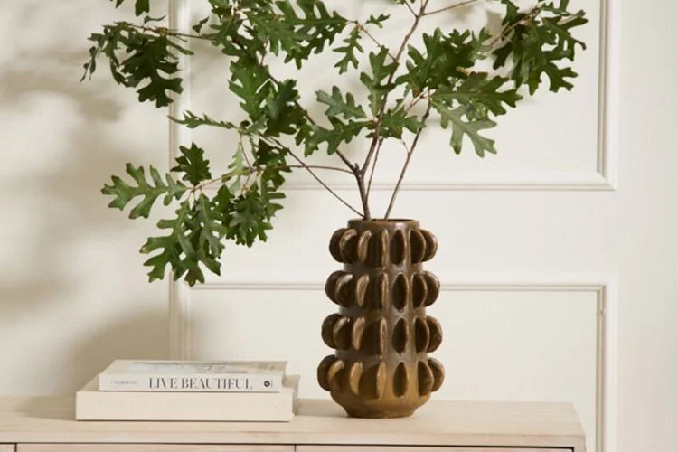 EWFMdern_millay_vase_14539_WEB07.jpg