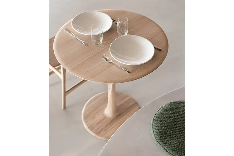 EWFMdern_torsion_dining_table_WEB01.jpg